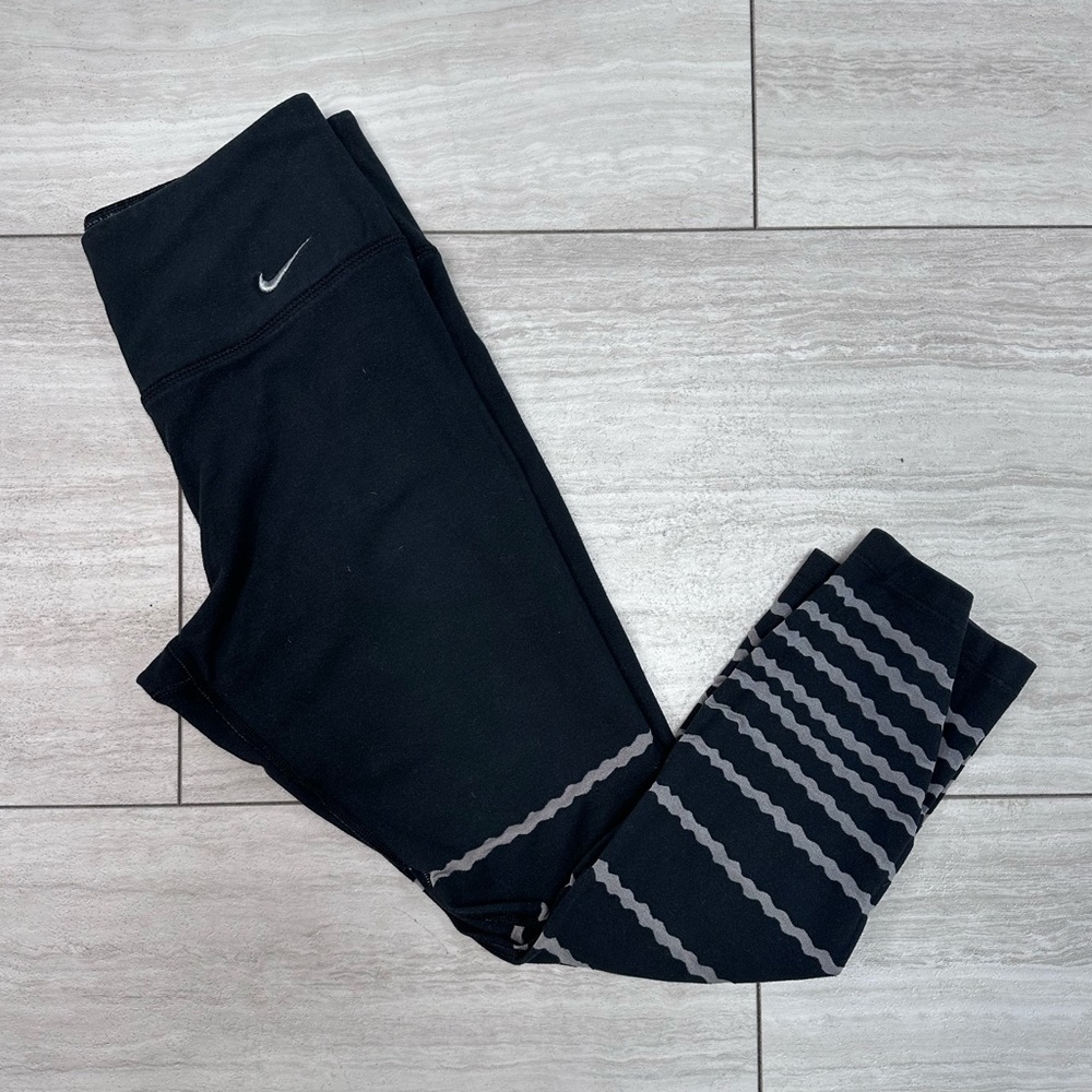 Nike capri leggings